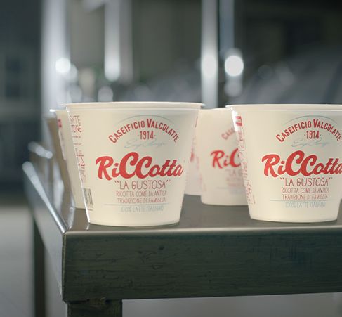 Curiosity Box Ricotta Valcolatte Spot Key Frame 4